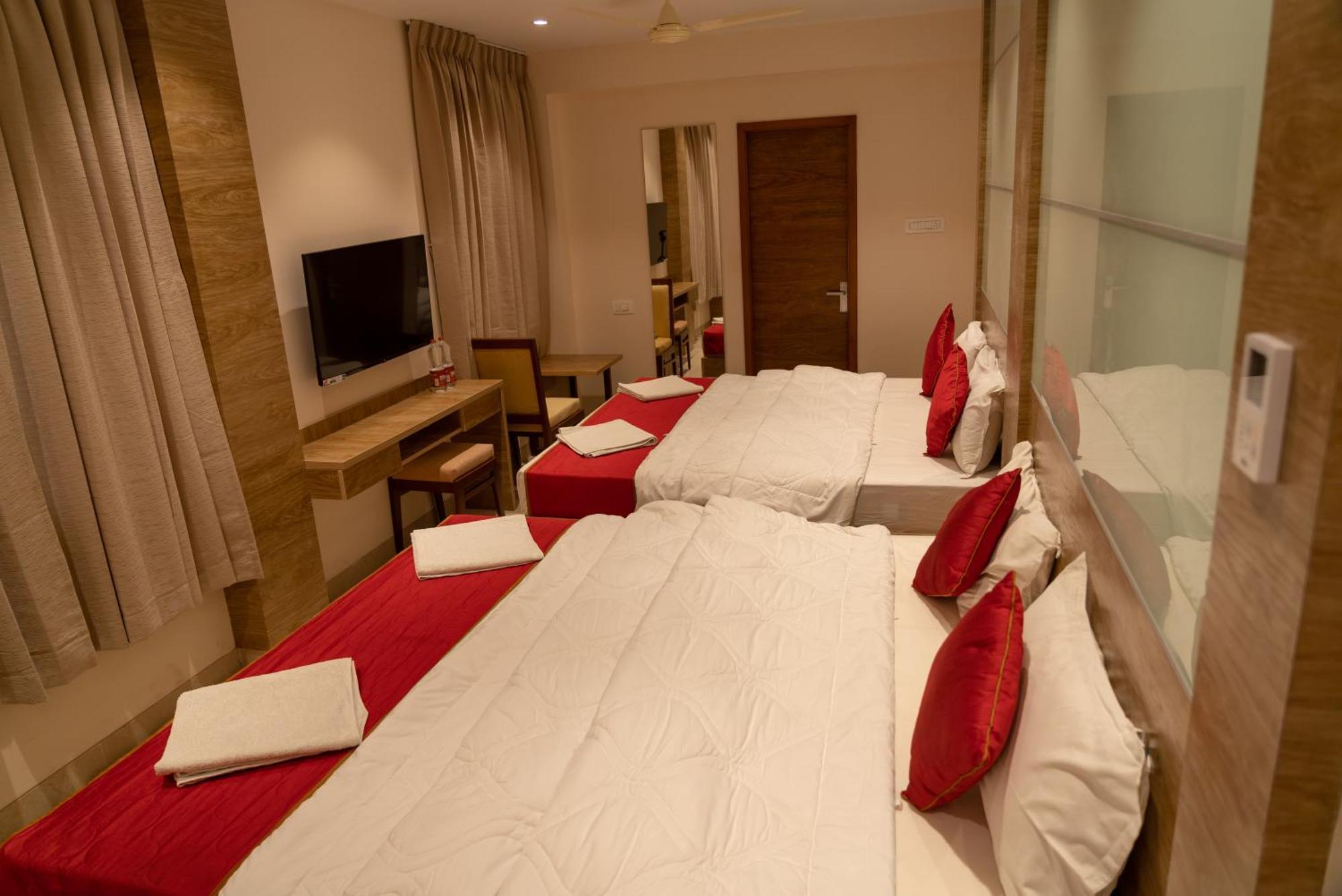 The Paradise Hotel - Luxury Stay Kanchipuram Exterior foto